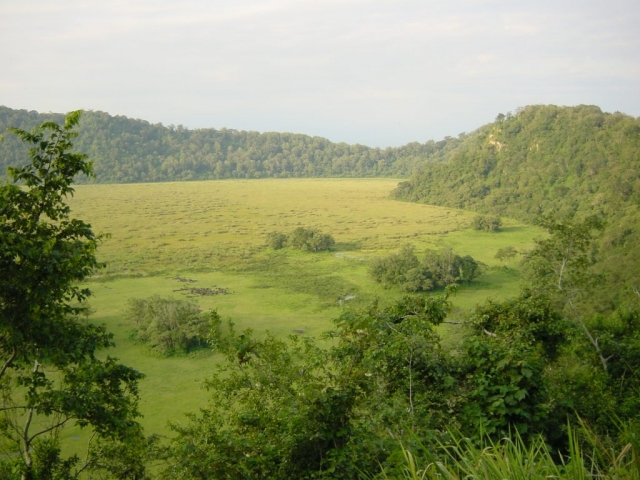 Arusha-NatPark-Ngurdoto-Crater